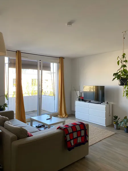 Sublet oder Long-term | 2 Zimmer Wohnung mit Balkon in Berlin-Köpenick — photo 1